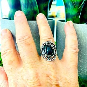 Vintage Silver & Black Agate ring